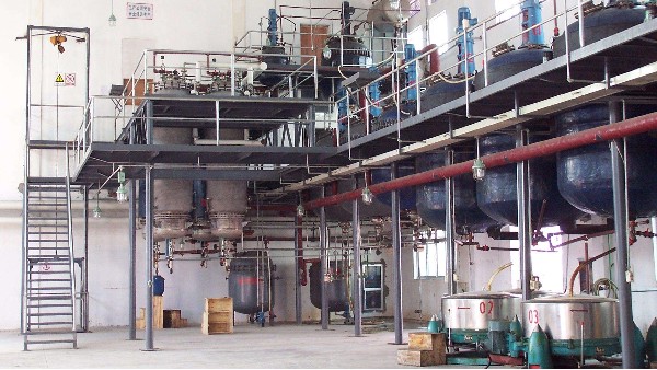 江蘇某化工廠在我司訂購的活性炭袋式中效過濾網(wǎng)成功案例