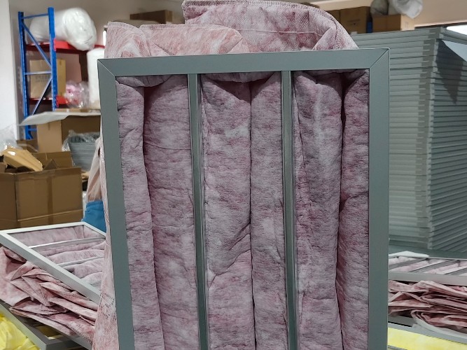 食品廠通風設備中效玻纖袋式過濾器的關鍵作用