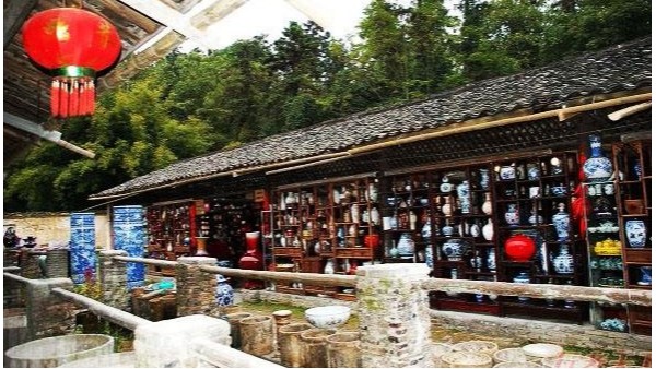 瓷都某特種陶瓷有限公司與我司成功簽訂空氣過濾網(wǎng)合同