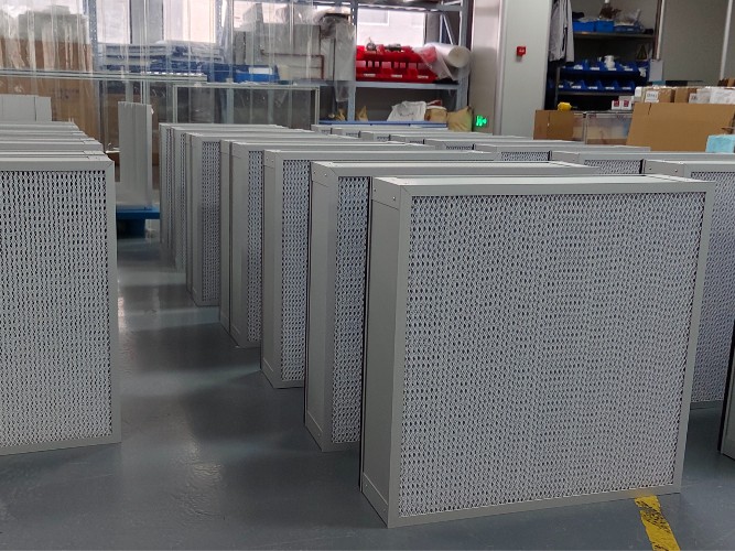 醫(yī)院新風(fēng)系統(tǒng)空氣過濾器的安裝和維護(hù)成本高嗎？