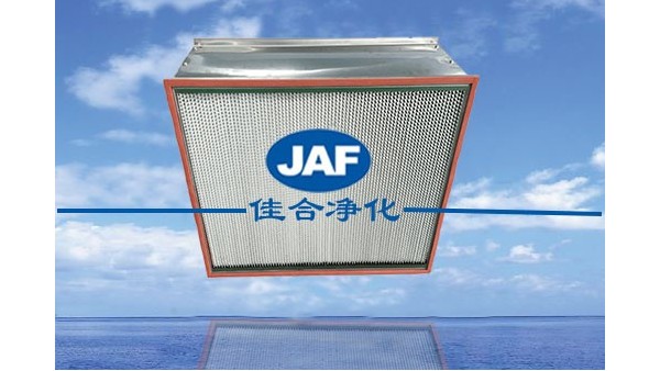 開車時(shí)突然遇到大暴雨應(yīng)該怎么做？