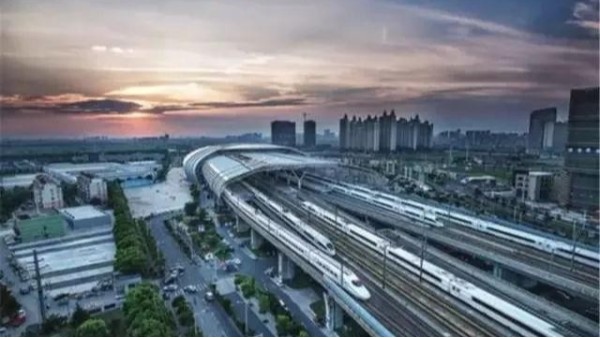 熱烈慶祝昆山撤縣設(shè)市30周年致我們的“家”