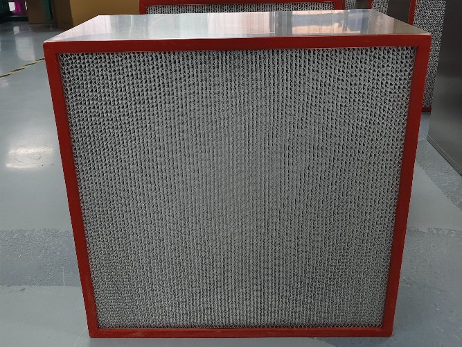 耐高溫高效過濾器使用前的正確處理方法：確保過濾效能與安全的關(guān)鍵步驟